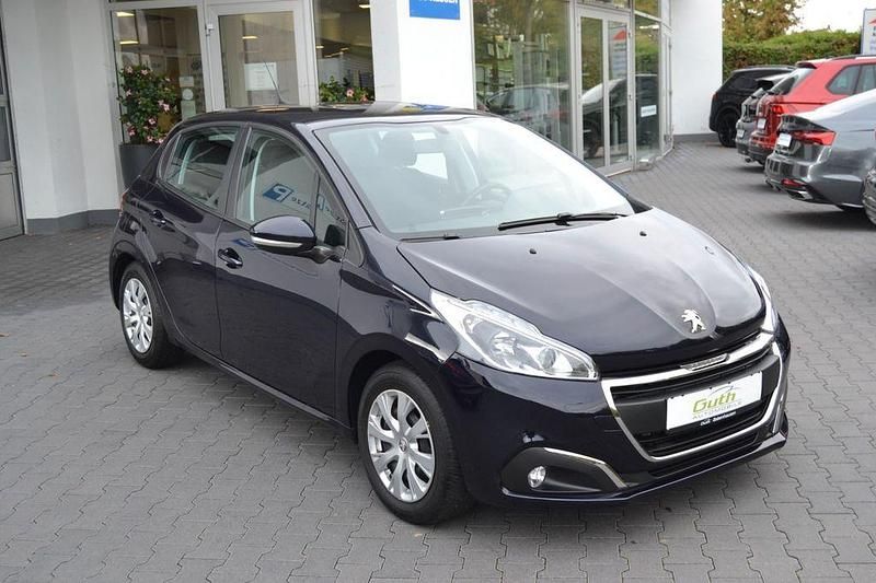 Blau Gebraucht 2019 Peugeot 208 Style Kleinwagen | 9.990 € (Fairer Preis) - Bild 1/3