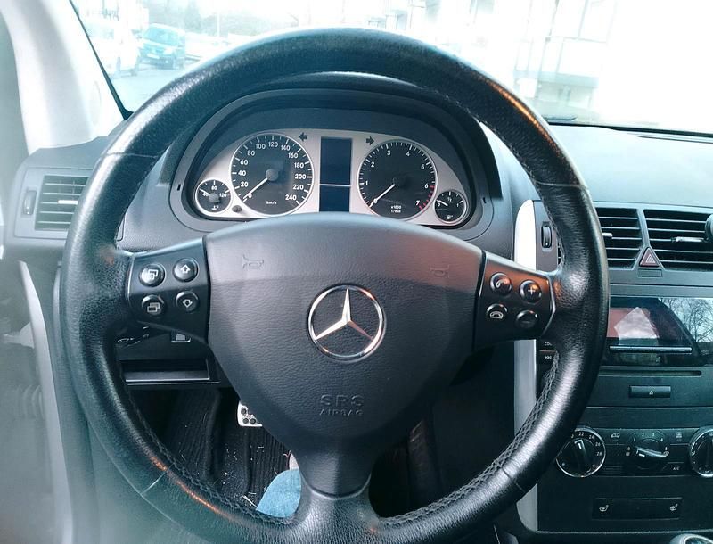 Gebraucht Mercedes A200 116 PS (85 kW) 2007 Silber Limousine