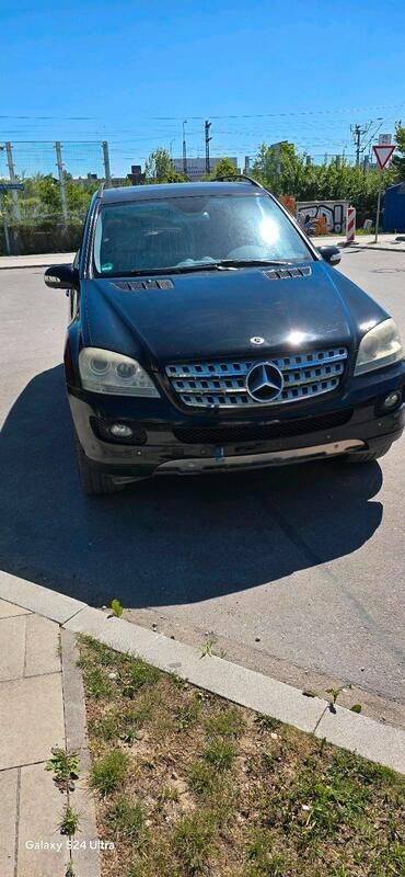 Schwarz Gebraucht 2006 Mercedes ML280 SUV | 4.800 € (Fairer Preis) - Bild 1/4