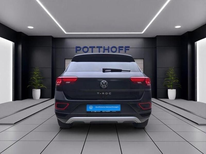 Gebraucht VW T-Roc Move 150 PS (110 kW) 2024 Schwarz SUV