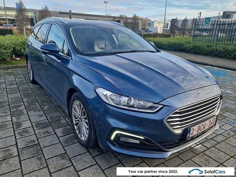 Gebraucht Ford Mondeo Titanium 140 PS (102 kW) 2021 Blau Limousine