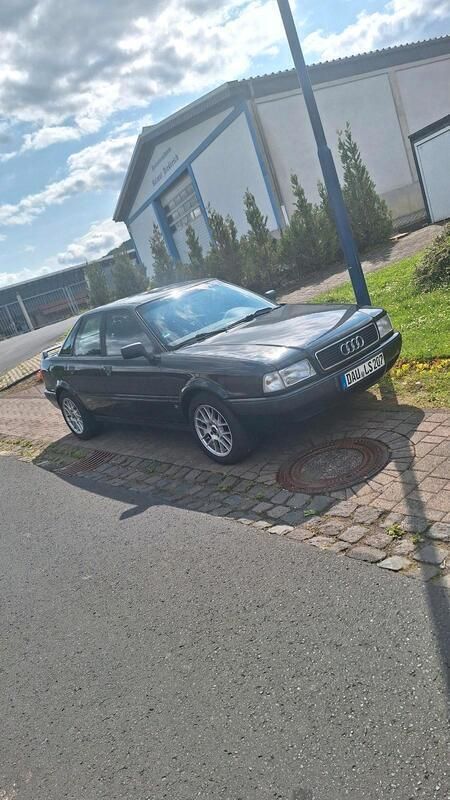 Schwarz Gebraucht 1992 Audi 80 Limousine | 5.500 € - Bild 1/4