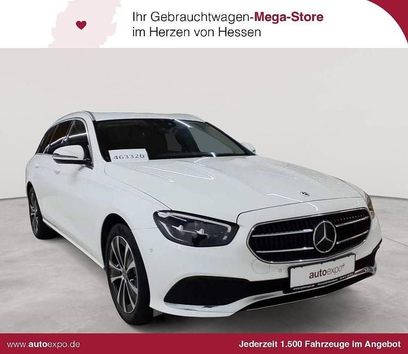 Gebraucht Mercedes E300 211 PS (155 kW) 2022 Weiß Kombi