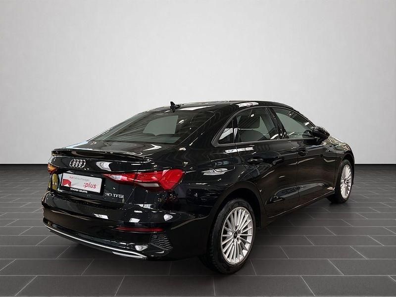Gebraucht Audi A3 Advanced Plus 110 PS (80 kW) 2021 Mythosschwarz metallic (metallic) Limousine
