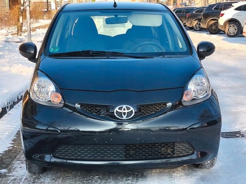 Gebraucht Toyota Aygo Cool 68 PS (50 kW) 2008 Schwarz Kleinwagen