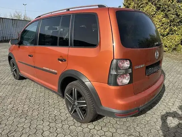Gebraucht VW Touran Cross 140 PS (102 kW) 2007 Red rock metallic Van / Kleinbus