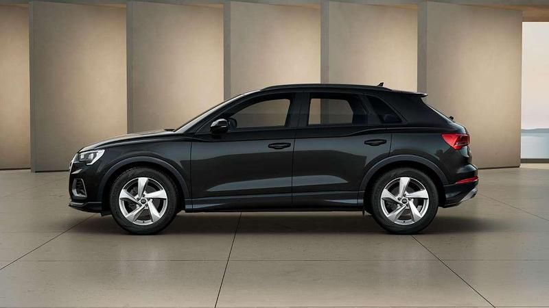 Gebraucht Audi Q3 Advanced 150 PS (110 kW) 2025 Mythosschwarz metallic SUV