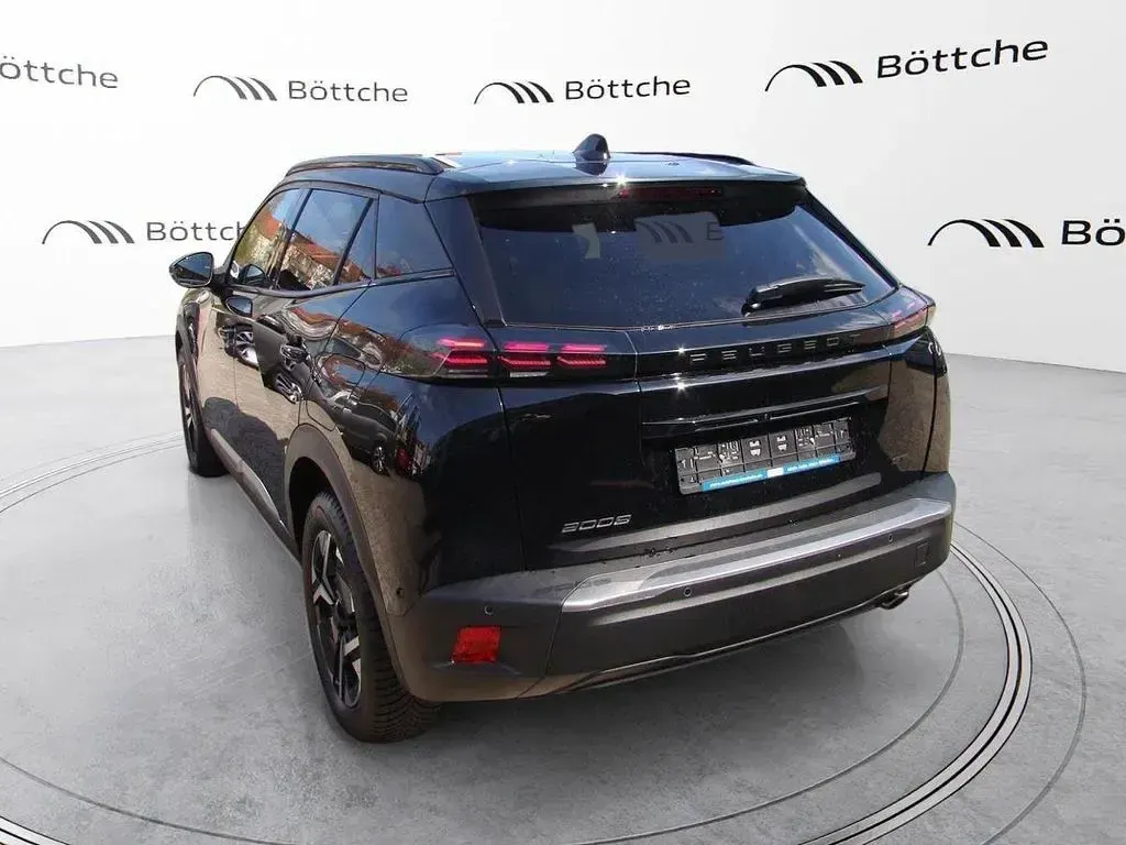 Gebraucht Peugeot 2008 GTi 131 PS (96 kW) 2024 Lackierung schwarz perla nera/typ aussenverkleidung metalliclackierung SUV