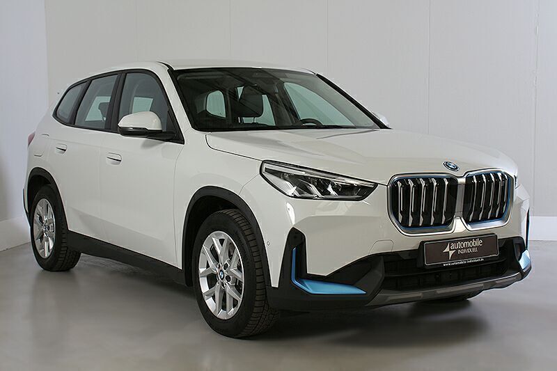 Gebraucht BMW iX1 Performance 225 kW (306 PS) 2022 Weiß SUV