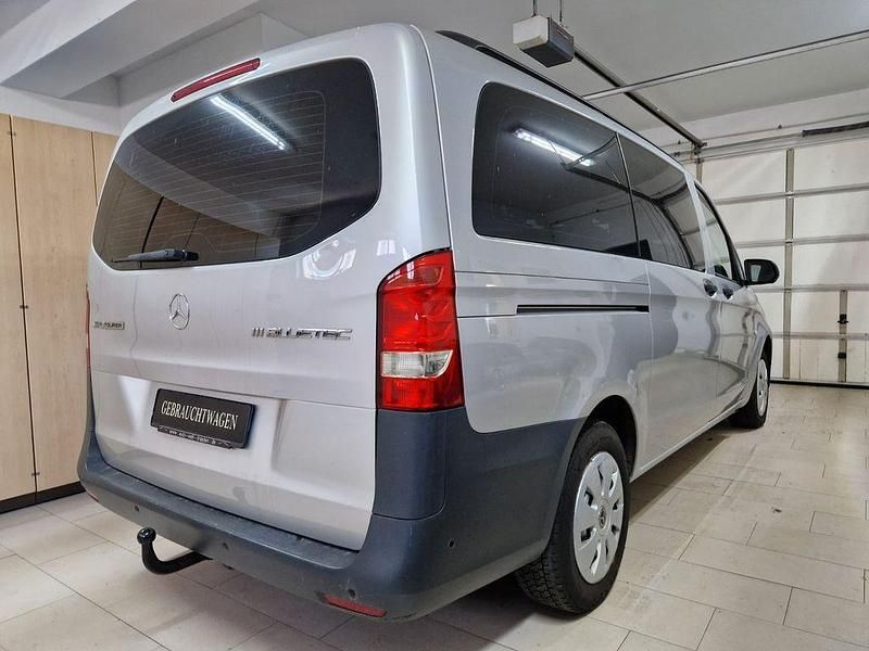 Gebraucht Mercedes Vito 114 PS (83 kW) 2016 Silber Van