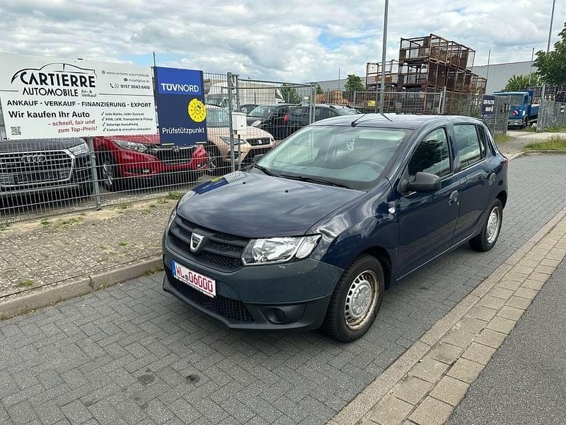 Blau Gebraucht 2014 Dacia Sandero Essentiel Kleinwagen | 2.100 € (Superpreis) - Bild 1/4