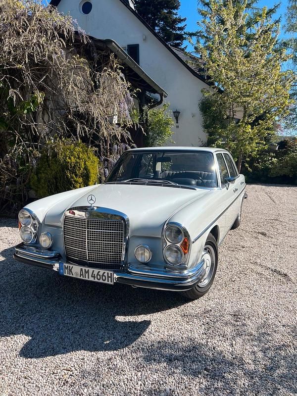 Weiß Gebraucht 1970 Mercedes W108 SE Limousine | 32.500 € - Bild 1/4