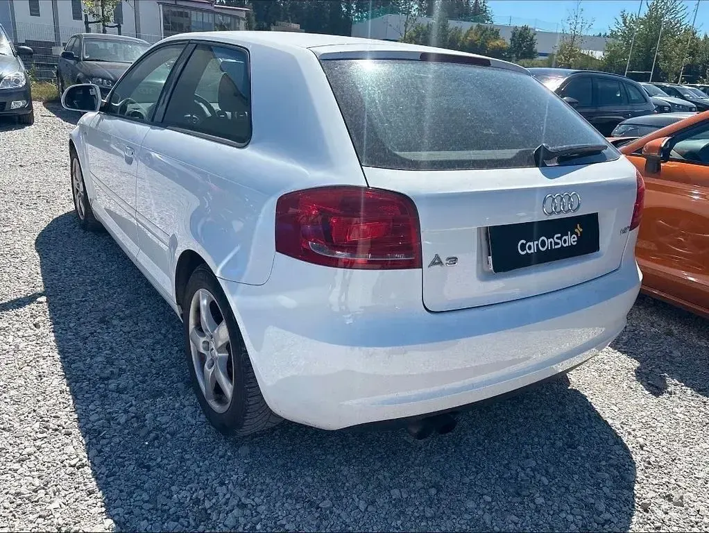 Gebraucht Audi A3 S-Line 125 PS (91 kW) 2009 Weiß Kleinwagen