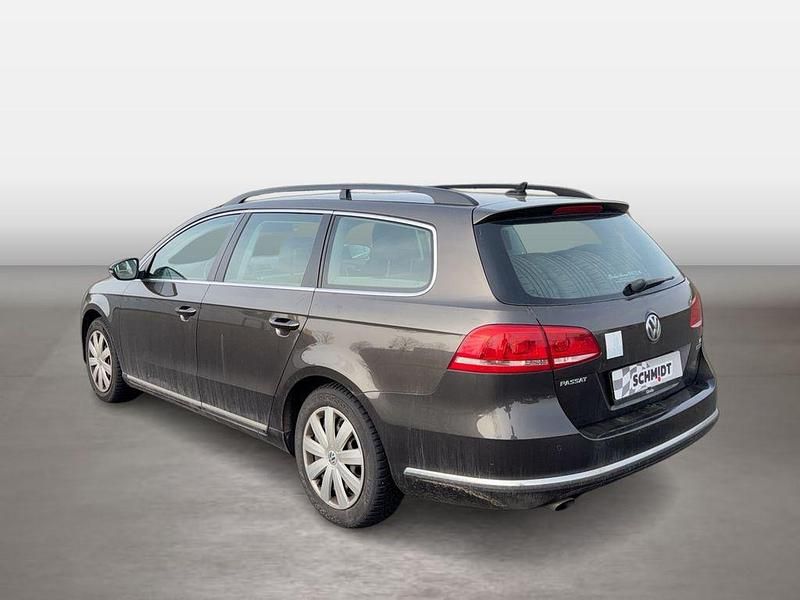 Gebraucht VW Passat Comfortline 105 PS (77 kW) 2012 Braun Kombi
