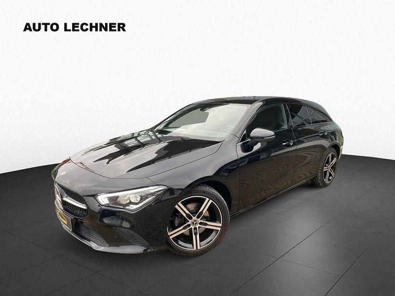 Schwarz Gebraucht 2021 Mercedes CLA200 Shooting Brake Night Kombi | 20.980 € (Fairer Preis) - Bild 1/4