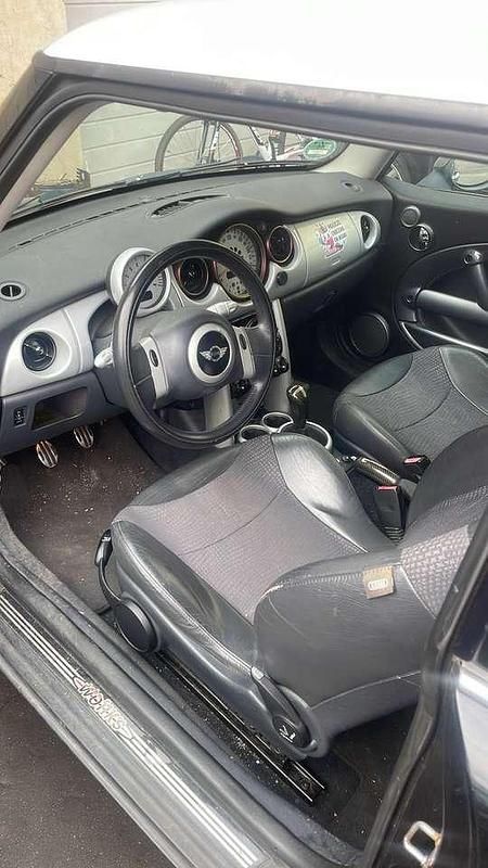 Second-hand Mini Cooper 116 CP (85 kW) 2003 Negru Hatchback