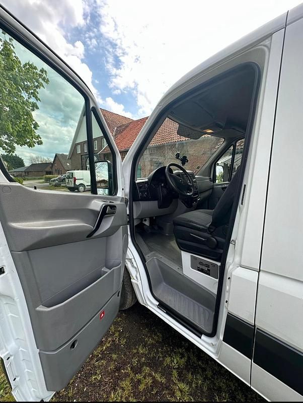 Second-hand Mercedes Sprinter 95 CP (69 kW) 2012 Alb