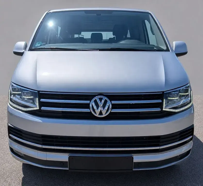 Gebraucht VW Caravelle S 204 PS (150 kW) 2017 Reflexsilber Van