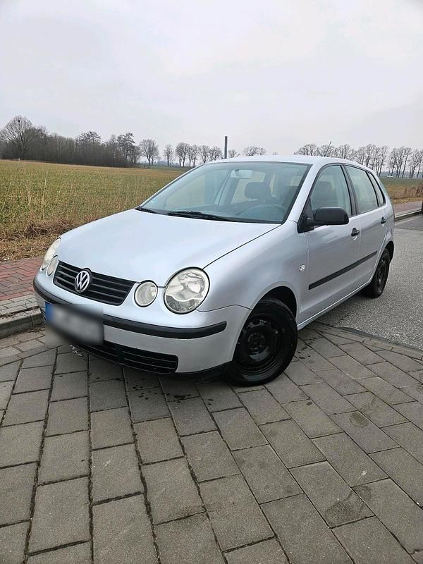 Gebraucht VW Polo 54 PS (39 kW) 2003 Silber Kleinwagen