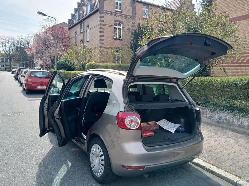 Gebraucht VW Golf Plus Cross Highline 122 PS (89 kW) 2011 Beige Van / Kleinbus