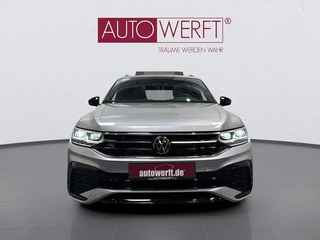 Gebraucht VW Tiguan Allspace R-line 200 PS (147 kW) 2023 Silber SUV