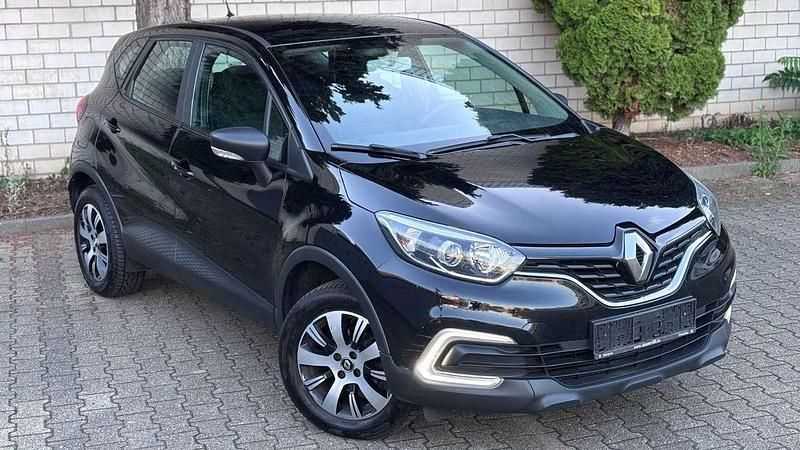 Schwarz Gebraucht 2017 Renault Captur Life SUV | 5.990 € (Guter Preis) - Bild 1/4
