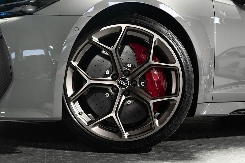 Gebraucht Audi RS6 Performance 630 PS (463 kW) 2024 Nardograu Kombi