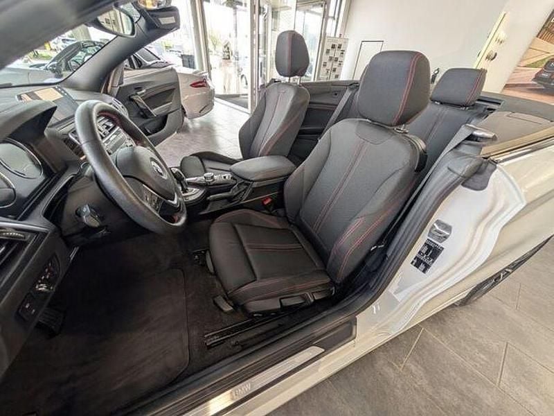 Gebraucht BMW 220 Shadowline 184 PS (135 kW) 2018 Weiss Cabrio