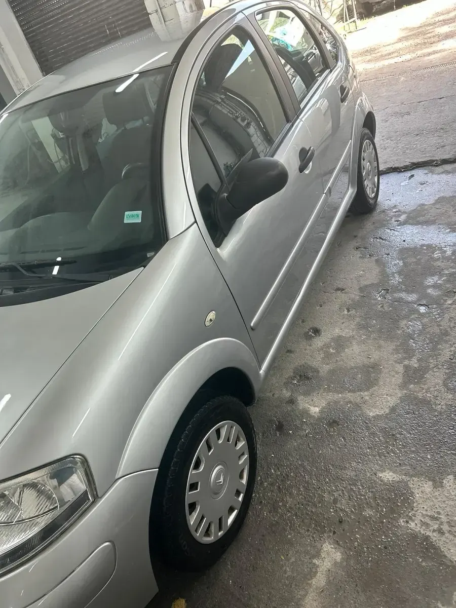Używany Citroën C3 75 KM (55 kW) 2009 Srebrny Hatchback