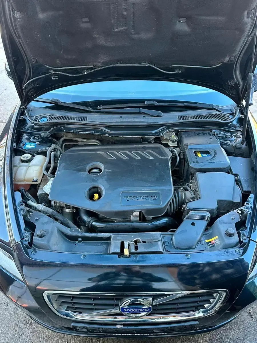 Gebraucht Volvo V50 136 PS (100 kW) 2011 Schwarz Kombi
