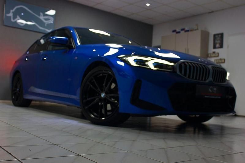 Gebraucht BMW 320 M Sport 190 PS (139 kW) 2022 M portimao blau met Limousine