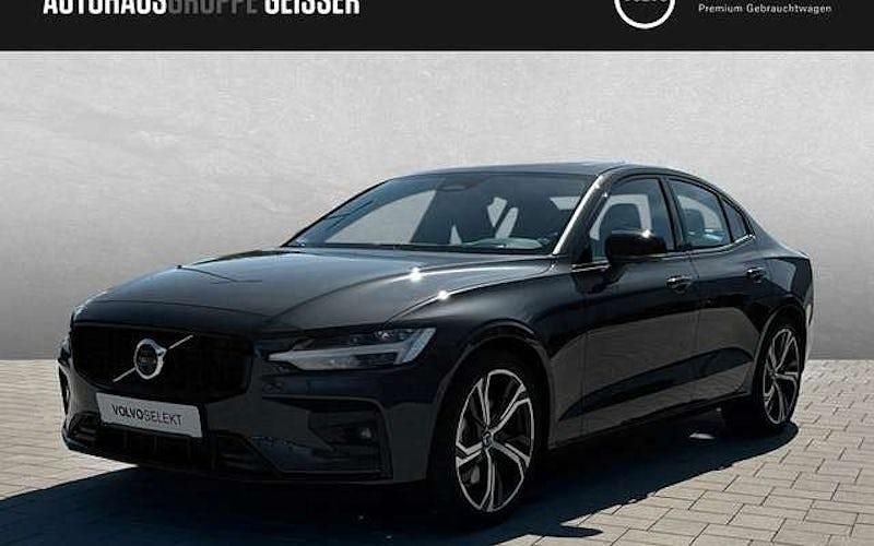 Grau Gebraucht 2023 Volvo S60 Ultimate Limousine | 44.890 € (Teuer) - Bild 1/4