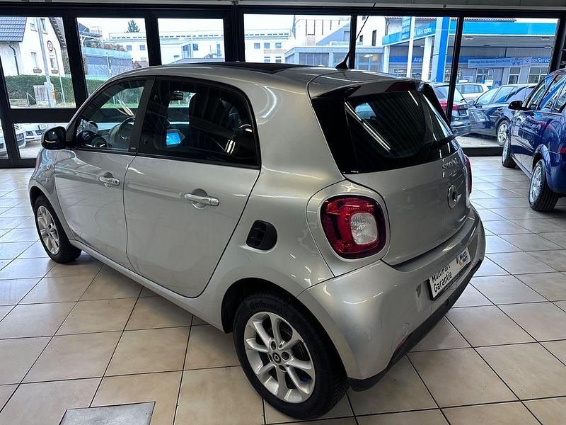 Second-hand Smart ForFour 71 CP (52 kW) 2015 Argintiu Hatchback