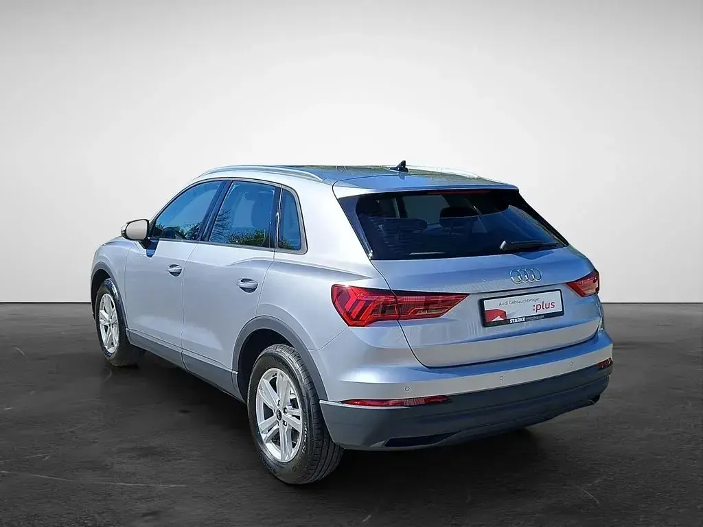Gebraucht Audi Q3 Comfort 150 PS (110 kW) 2022 Florettsilber metallic SUV