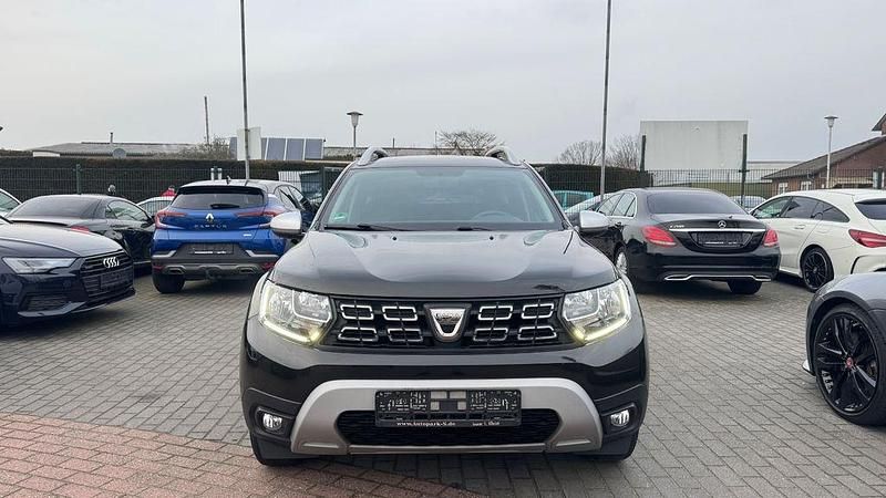 Gebraucht Dacia Duster 131 PS (96 kW) 2022 Schwarz SUV