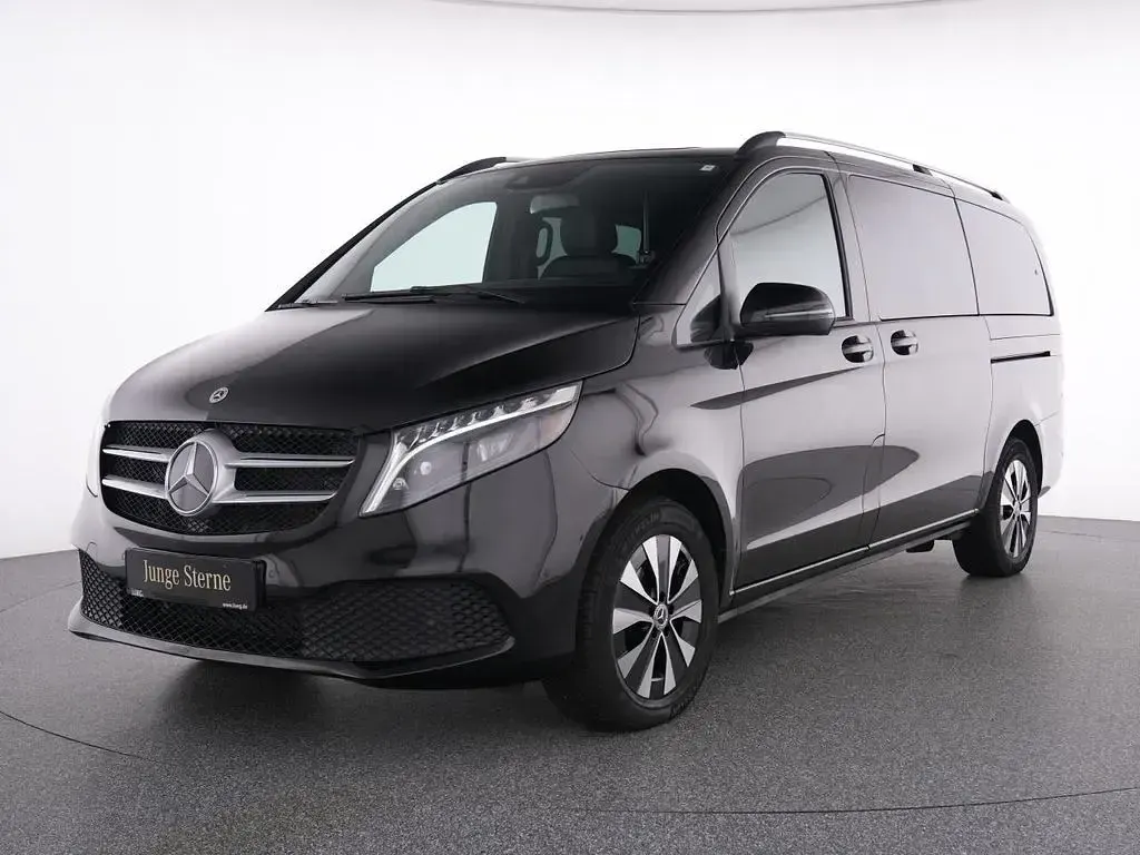 Gebraucht Mercedes V250 190 PS (139 kW) 2024 Schwarz Van / Kleinbus