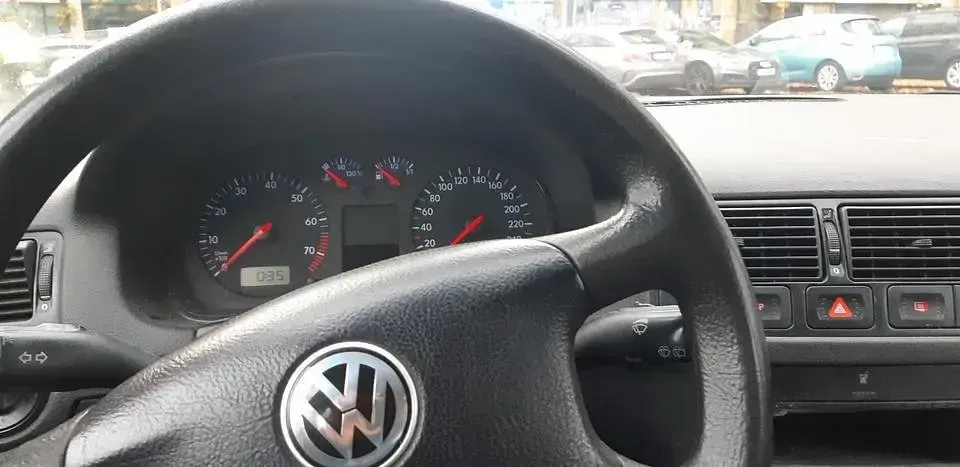Gebraucht VW Golf IV 2000 Grau Limousine