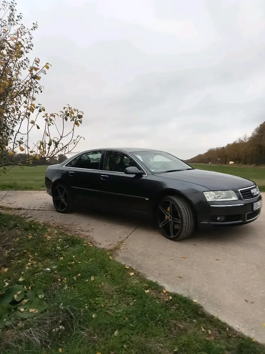 Gebraucht Audi A8 335 PS (246 kW) 2002 Grau Limousine