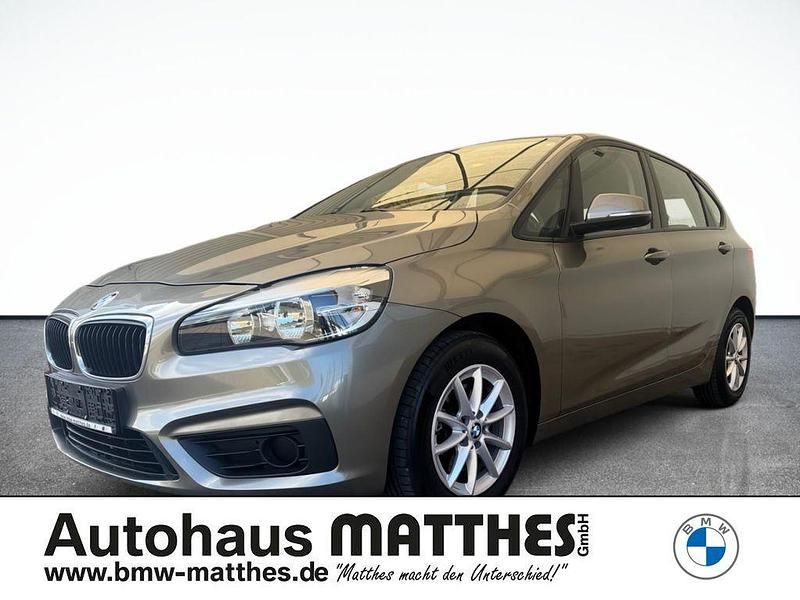 Silber Gebraucht 2015 BMW 218 Active Tourer Performance Van / Kleinbus | 10.950 € (Guter Preis) - Bild 1/4