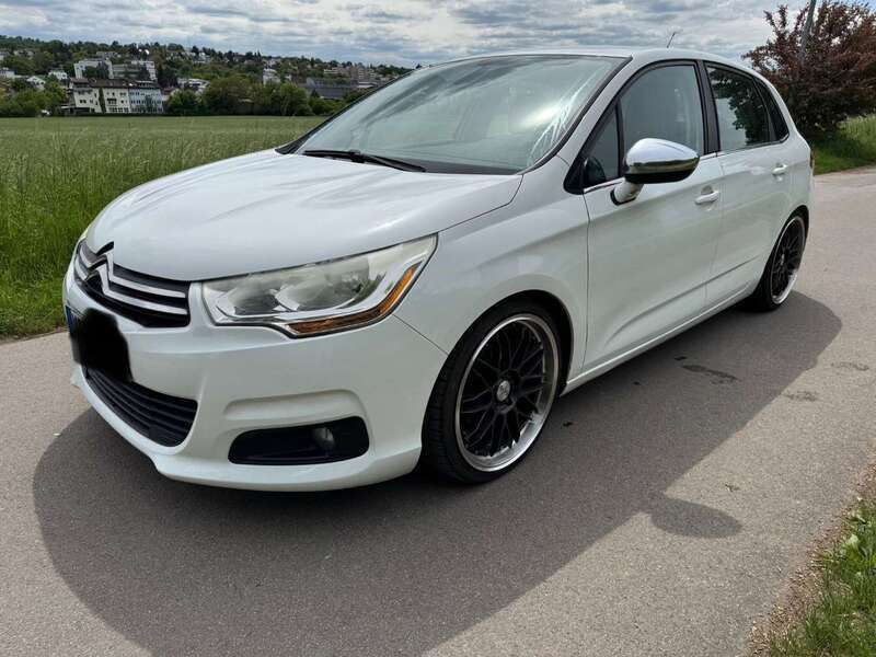 Lack weiss banquise/deckende l Gebraucht 2014 Citroën C4 SELECTION Limousine | 5.999 € (Fairer Preis) - Bild 1/4