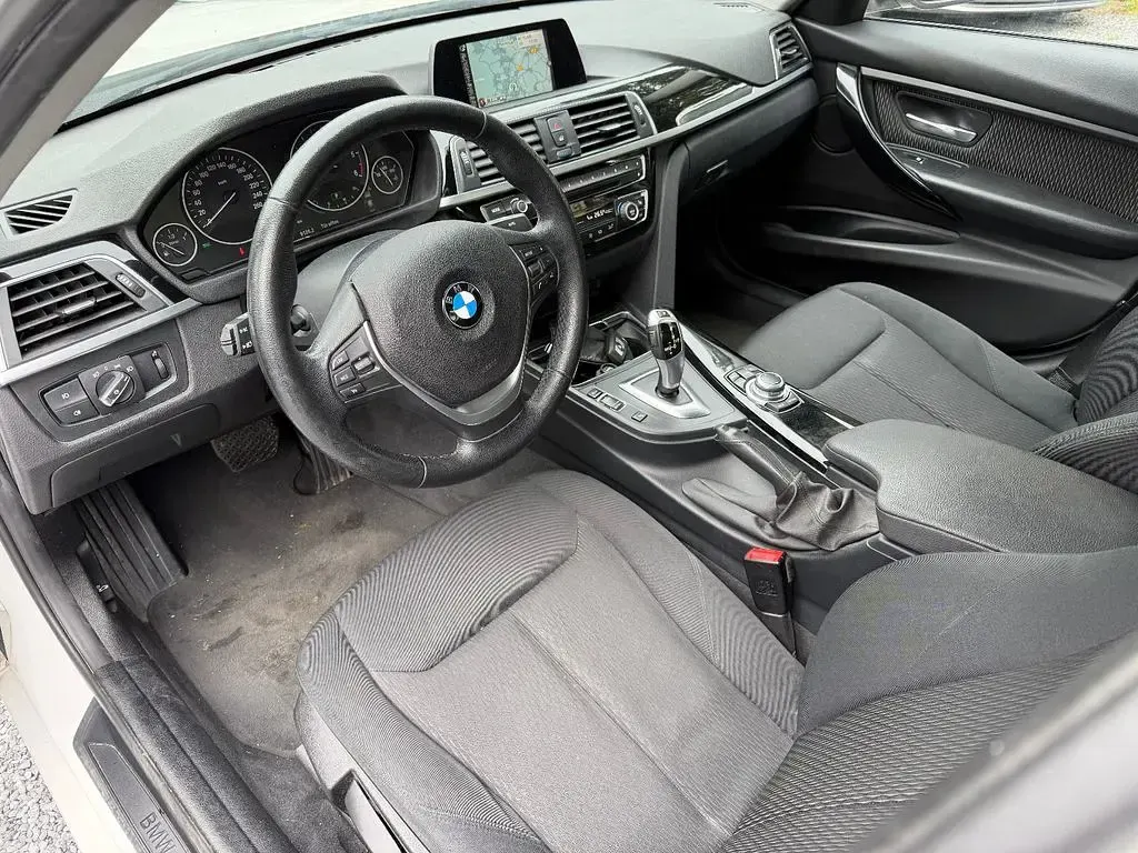 Occasion BMW 320 Advantage 190 ch (139 kW) 2017 Blanc Berline