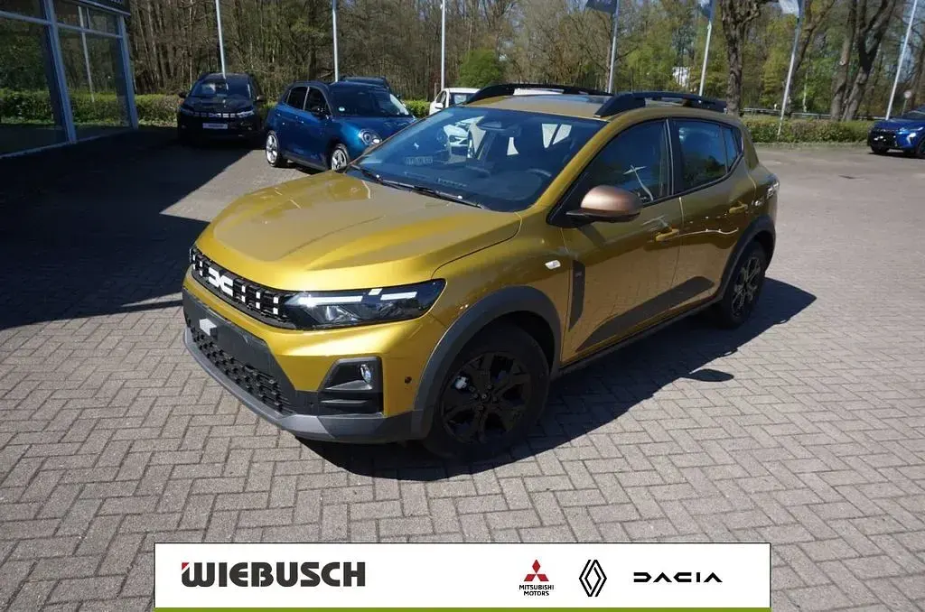 Neu Dacia Sandero Extreme 122 PS (89 kW) 2026 Gelb Limousine