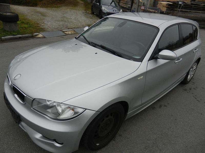 Gebraucht BMW 118 Advantage 129 PS (94 kW) 2006 Silber Kleinwagen