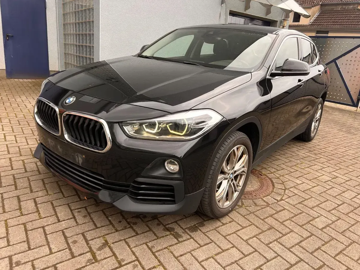 Gebraucht BMW X2 Sport Line 150 PS (110 kW) 2018 Schwarz SUV