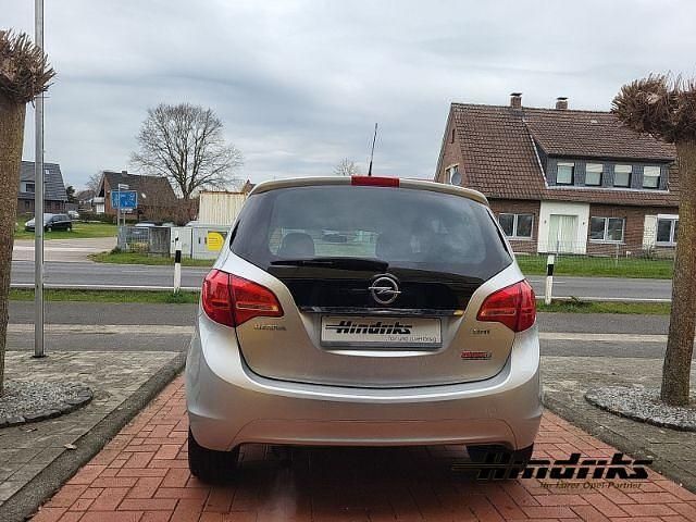 Gebraucht Opel Meriva Design Edition 110 PS (80 kW) 2011 Silber Van / Kleinbus