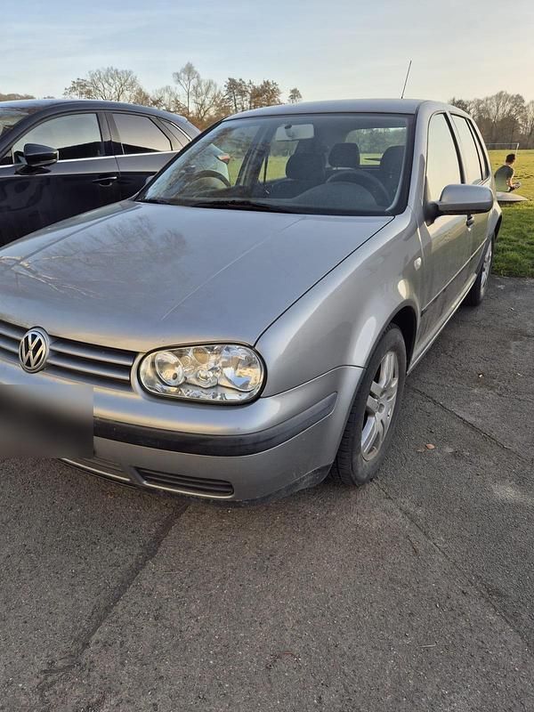 Gebraucht VW Golf IV 75 PS (55 kW) 2001 Grau Limousine