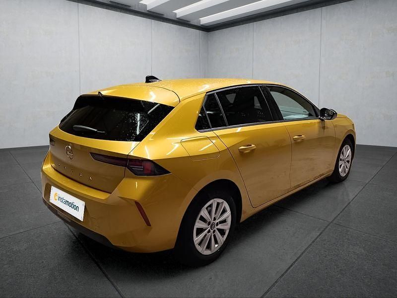 Gebraucht Opel Astra 131 PS (96 kW) 2025 Gelb Limousine