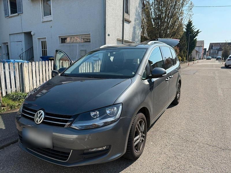 Gebraucht VW Sharan Join 150 PS (110 kW) 2018 Grau Van / Kleinbus