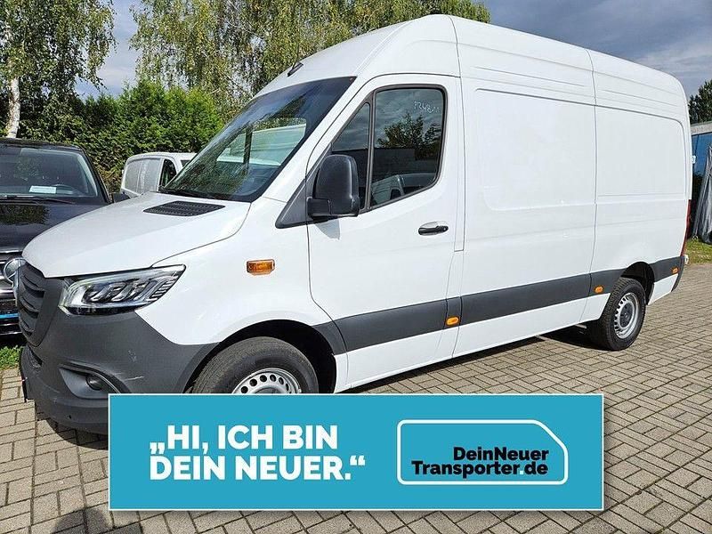 Arktikweiss Gebraucht 2024 Mercedes Sprinter Van | 34.391 € - Bild 1/4