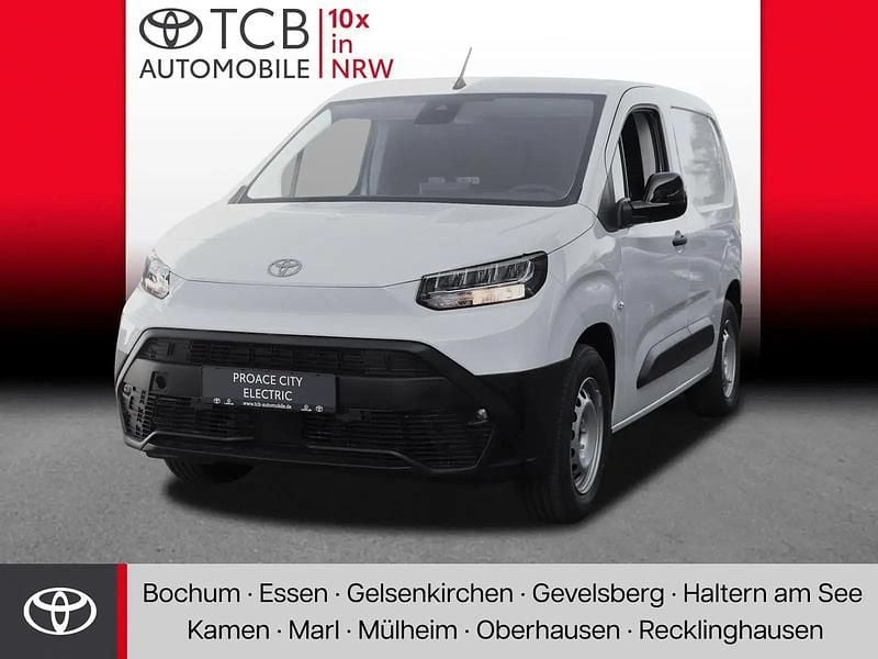 Gebraucht Toyota Proace City City 100 kW (136 PS) 2024 Van / Kleinbus